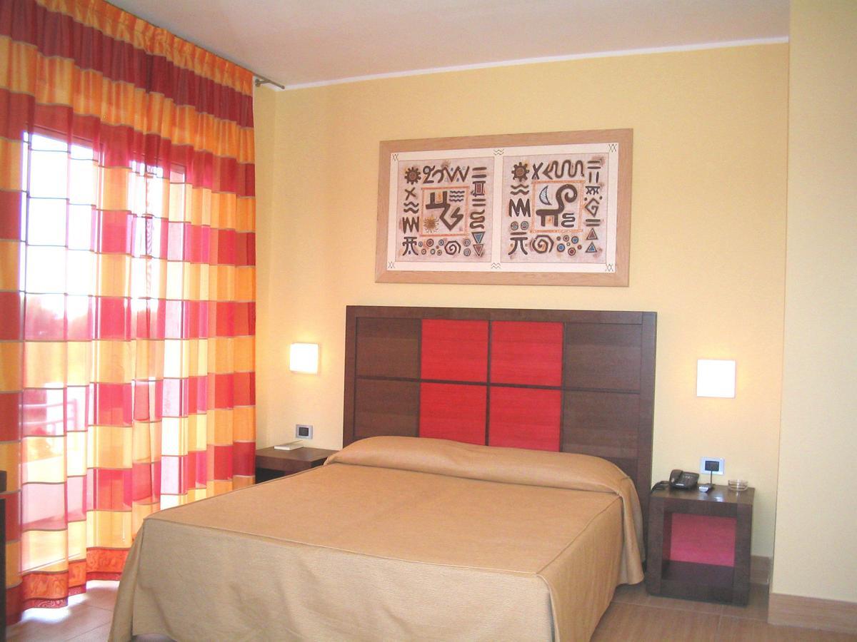 Hotel Costa Azzurra Pulsano Exteriér fotografie